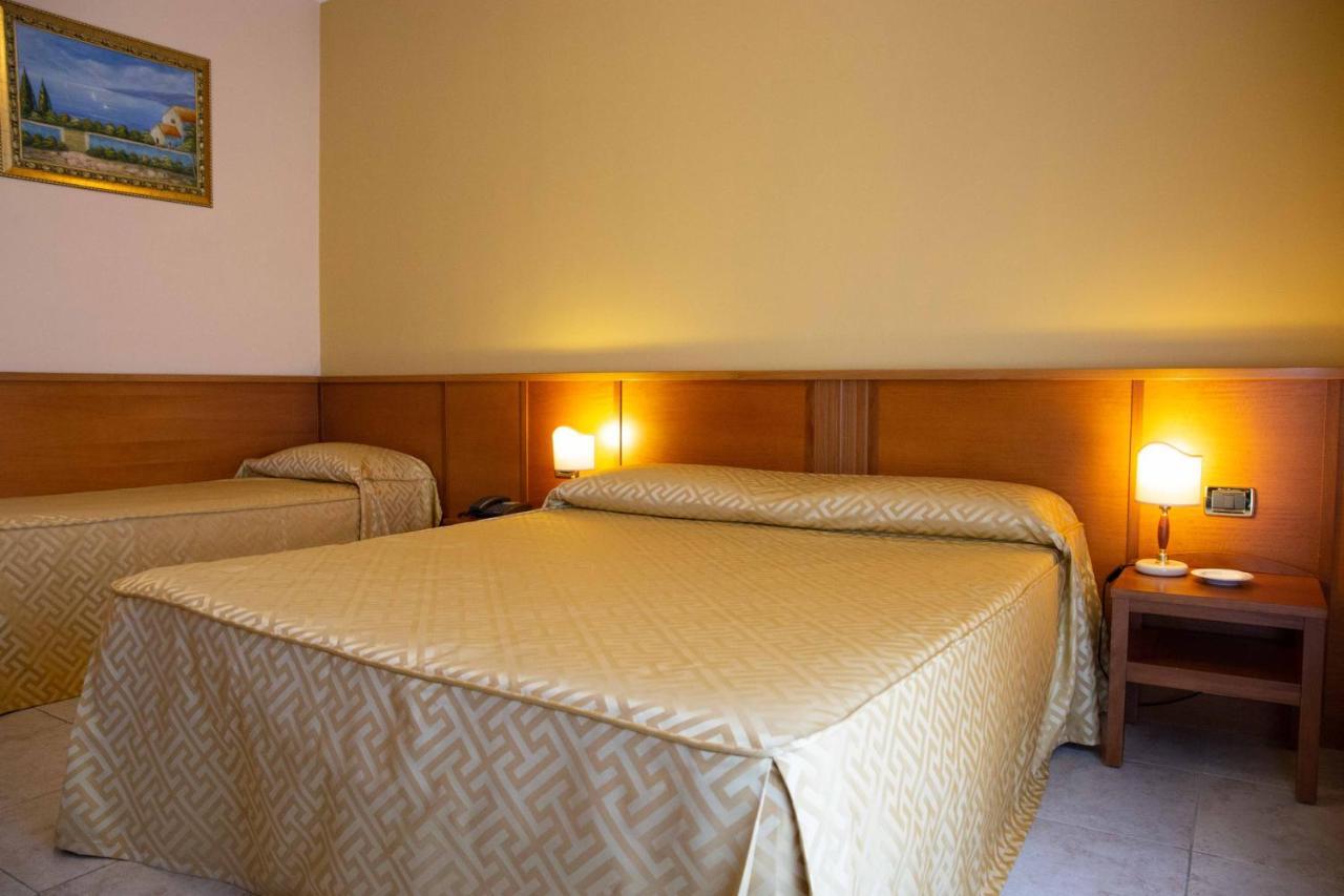 Hotel Maddaloni 투피노 외부 사진