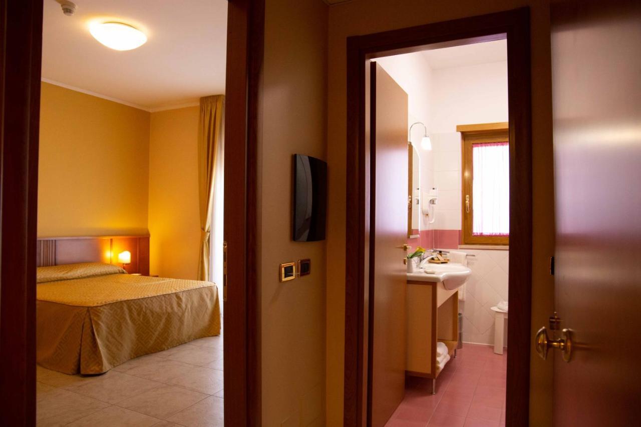 Hotel Maddaloni 투피노 외부 사진